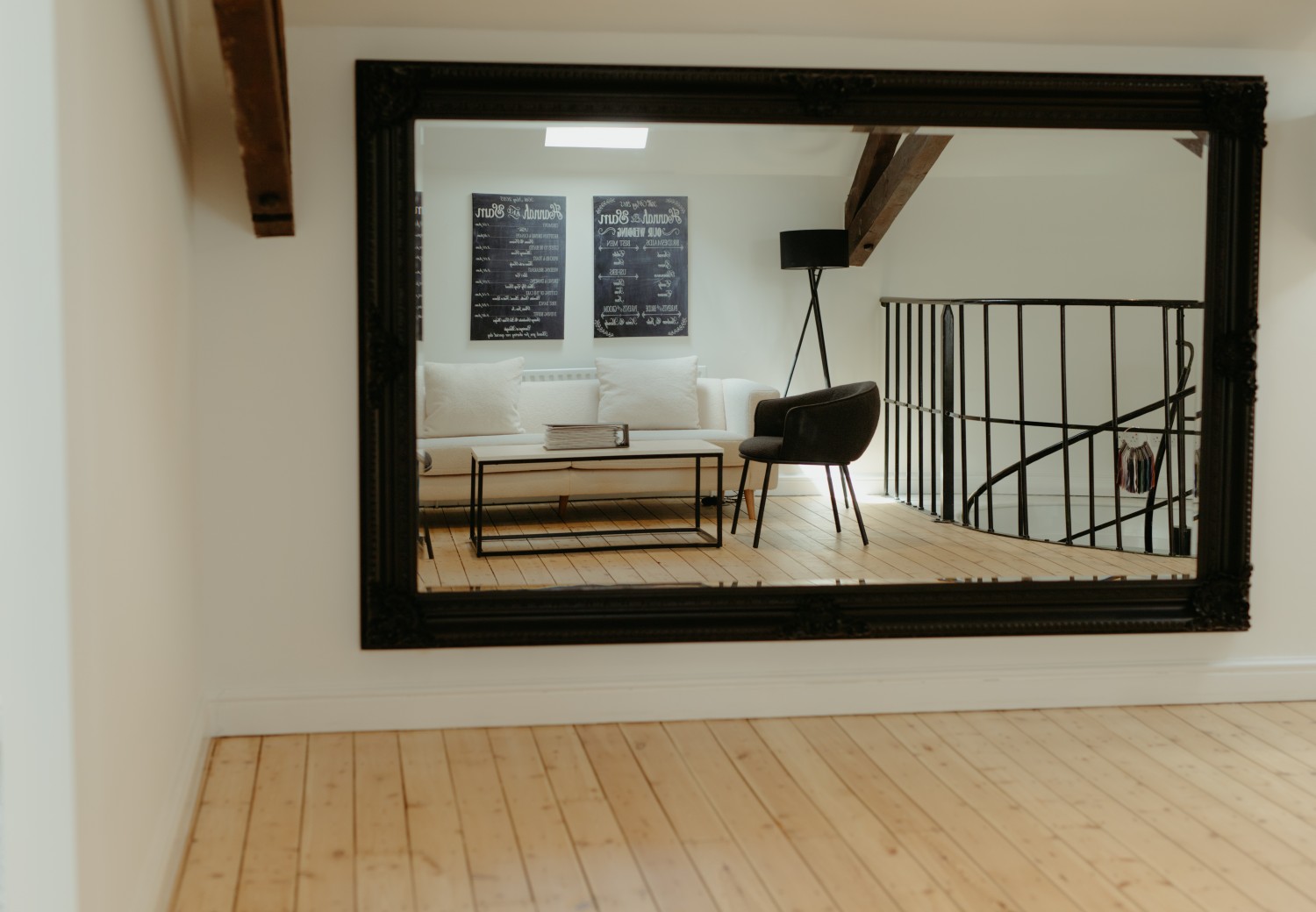 The Old Granary, Riccall Grange, King Rudding Lane, Riccall, York, upstairs mirror